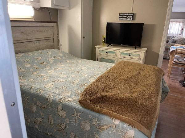 1957 1BR/1BA Mobile Home