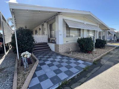 Photo 2 of 38 of home located at 725 W Thornton Ave #161 Hemet, CA 92543