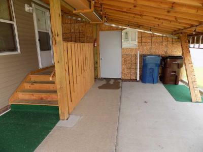Photo 2 of 43 of home located at 13455 Pear St Carleton, MI 47117