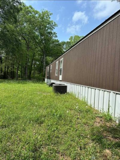 Photo 4 of 18 of home located at 15891 Old Houston Rd Conroe, TX 77302