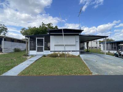 Mobile Home at 39619 Calamanda Ave Zephyrhills, FL 33542