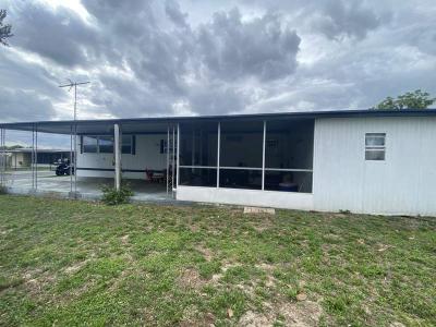 Photo 4 of 9 of home located at 39619 Calamanda Ave Zephyrhills, FL 33542