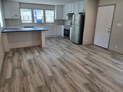 Photo 2 of 10 of home located at 2662 Fresno Drive Jacksonville, FL 32250
