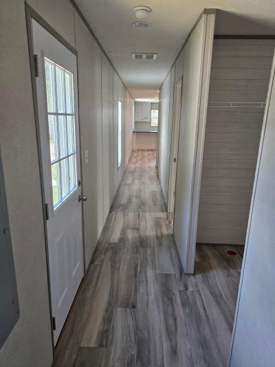 Photo 5 of 10 of home located at 2662 Fresno Drive Jacksonville, FL 32250