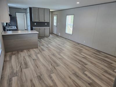 Photo 2 of 8 of home located at 3043 Gulfstream Lane Jacksonville, FL 32250