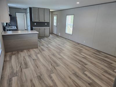 Photo 2 of 8 of home located at 3043 Gulfstream Lane Jacksonville, FL 32250