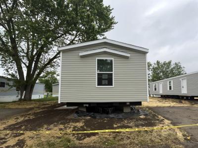 Photo 1 of 3 of home located at 1024 Glencoe Dr. Findlay, OH 45840