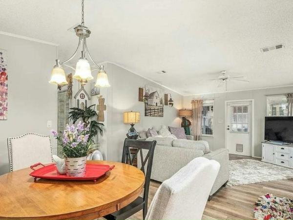 1999 Merit Manufactured Home