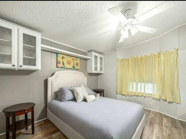1999 Merit Manufactured Home