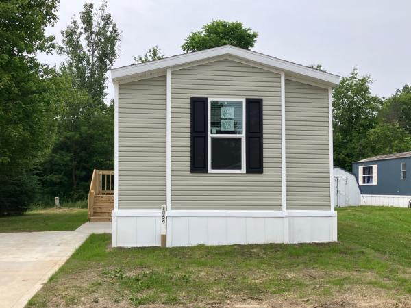 Photo 1 of 1 of home located at 1054 South Park Drive Brookfield, OH 44403