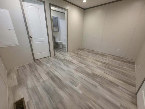 2023 Clayton - Wakarusa Mobile Home
