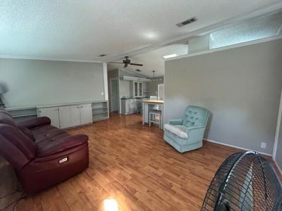 Photo 4 of 13 of home located at 100 Hampton Road 230 Clearwater, FL 33759