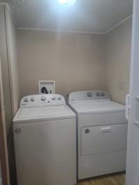 1990 Carrollton Manufactured Home