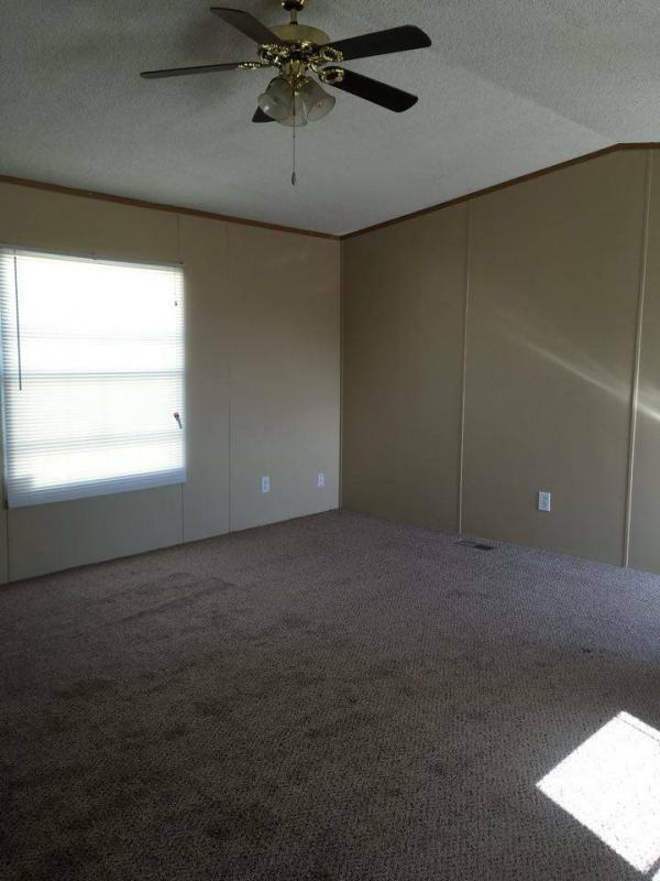 2005 Oak Creek Galaxy Mobile Home