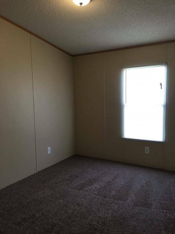 2005 Oak Creek Galaxy Mobile Home