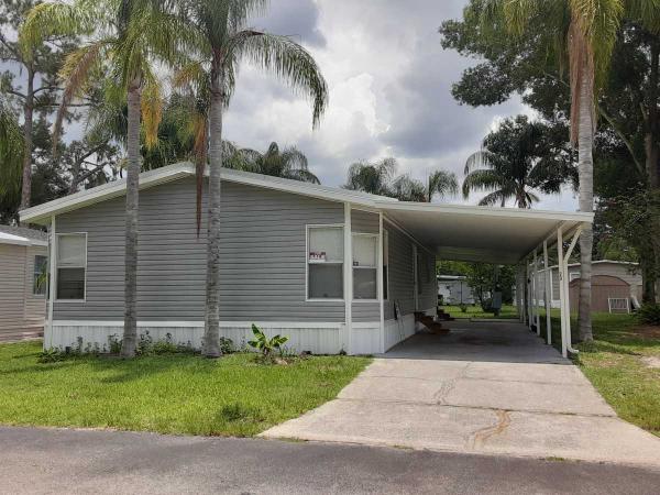 2000  Mobile Home For Sale