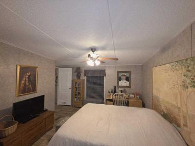 Photo 2 of 28 of home located at 7400 46th Ave N Saint Petersburg, FL 33709