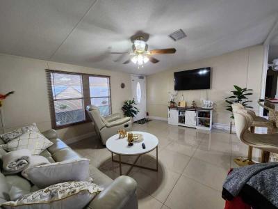 Photo 2 of 24 of home located at 9772 Oaks St Tampa, FL 33635