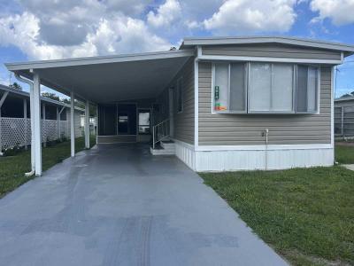Mobile Home at 4730 Goldfinch Dr Zephyrhills, FL 33541