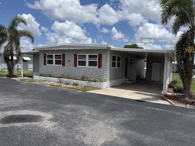 Photo 3 of 14 of home located at 603 63rd Ave W #U6 Bradenton, FL 34207