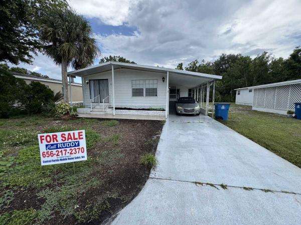 Photo 1 of 2 of home located at 8836 Nautilus Drive Tampa, FL 33635