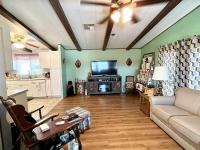 1983 Kaufman and Broad Home Sys Manufactured Home