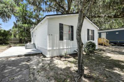 Photo 2 of 14 of home located at 4000  SW 47th Street Lot B10 Gainesville, FL 32608