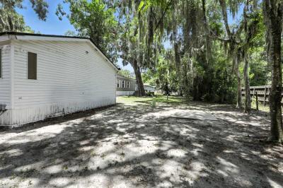 Photo 5 of 14 of home located at 4000  SW 47th Street Lot B10 Gainesville, FL 32608