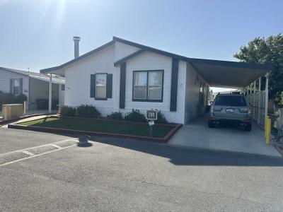 Photo 5 of 38 of home located at 21100 N. State St Sp # 206 San Jacinto, CA 92583