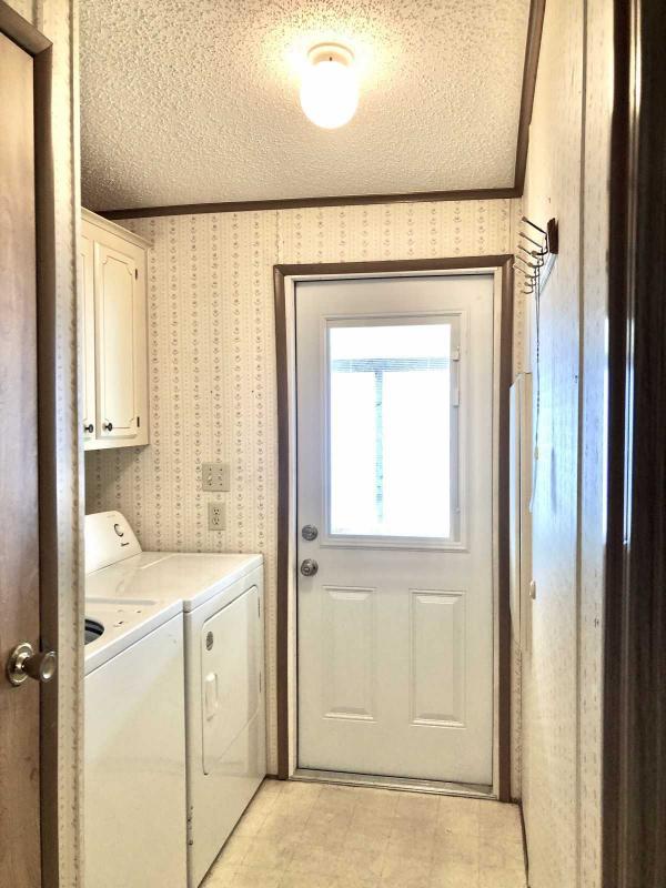 1989 2BA/2BA Mobile Home
