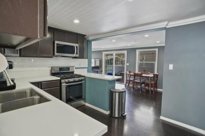 Photo 4 of 15 of home located at 18145 Soledad Canyon Rd, Spc 81 Canyon Country, CA 91351