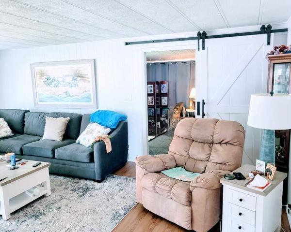 1979 TWIN Manufactured Home