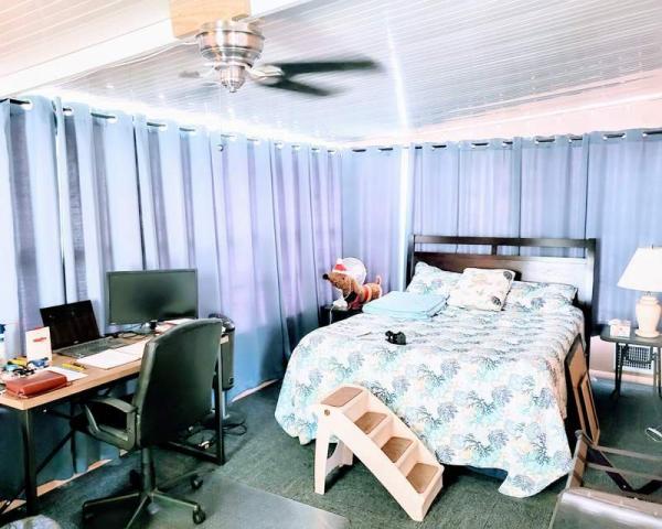 1979 TWIN Manufactured Home
