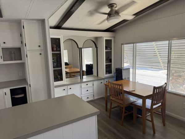 1980 Goldenwest Mobile Homes Manufactured Home