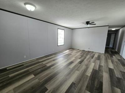 Photo 2 of 10 of home located at 884 Macbeth Cr Lakeville, MN 55044
