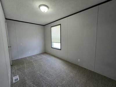 Photo 5 of 10 of home located at 884 Macbeth Cr Lakeville, MN 55044