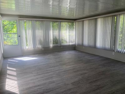 Photo 3 of 14 of home located at 736 Gladiola Dr Auburndale, FL 33823