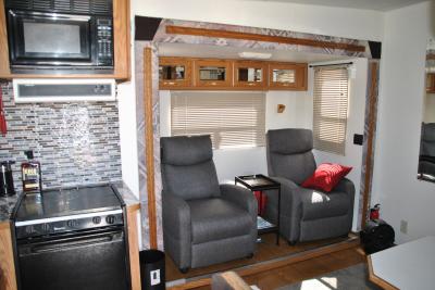 Photo 5 of 16 of home located at 200 Dolliver St. Site #198 Pismo Beach, CA 93449