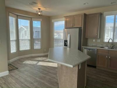 Photo 4 of 20 of home located at 3301 S. Goldfield Road #6008 Apache Junction, AZ 85119