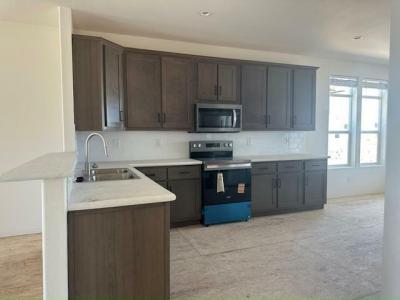Photo 4 of 20 of home located at 3301 S. Goldfield Road #5109 Apache Junction, AZ 85119