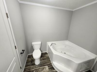 Mobile Home at 919 Hostetler Road, Lot 20 Orrville, OH 44667