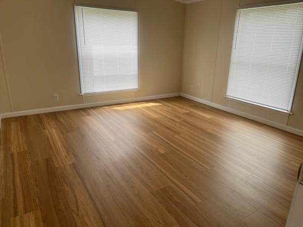 2000 Four Seasons 320 DD2860 251R  Home