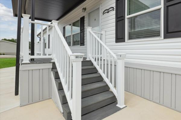 2025 Clayton 77 Savannah Living  Home