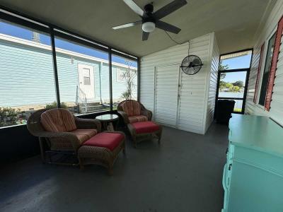 Photo 5 of 39 of home located at 795 County Road 1 Lot 20 Palm Harbor, FL 34683