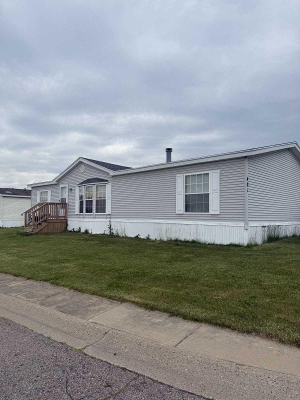 Photo 1 of 2 of home located at 401 Salem Dr. Potterville, MI 48876