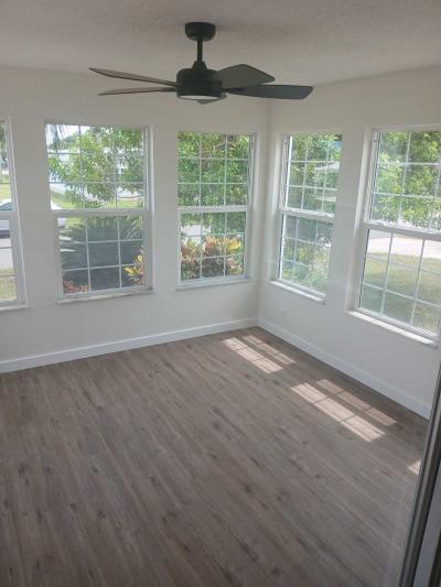 Photo 4 of 7 of home located at 16 Bimini Circle Sebastian, FL 32958