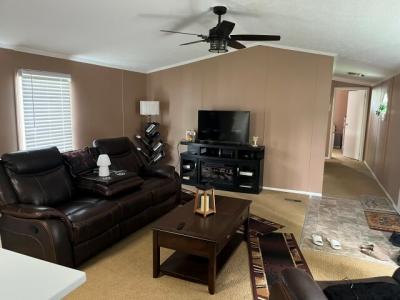 Photo 3 of 18 of home located at 456 Reaume Ct Rochester Hills, MI 48307