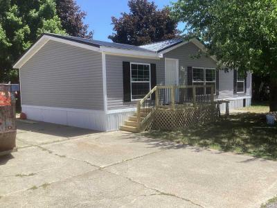 Mobile Home at 8979 Westwind Zeeland, MI 49464