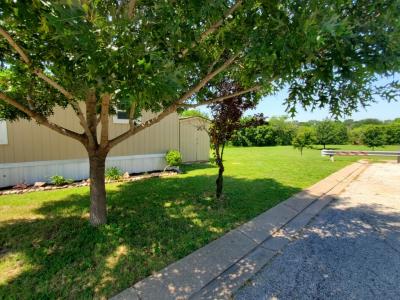 Photo 5 of 43 of home located at 5537 Bonanza Drive Haltom City, TX 76137