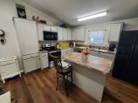 1985 MHDMAN00000017 Metamora Homes Manufactured Home